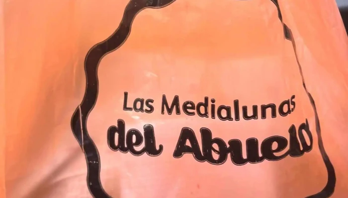 Las Medialunas Del Abuelo -  Mas Recientes - Cdad. Autónoma de Buenos Aires