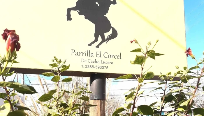 Lucero Cacho -    El Corcel Parrilla Precios - Laboulaye