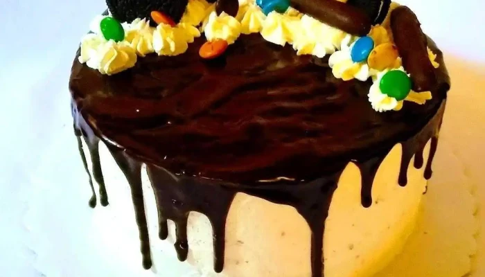 Margoth Pasteleria Comida Y Bebida - Maipú