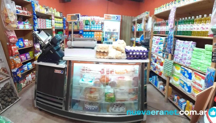 Maxikiosko Ezequiel Interior - Santo Tomé