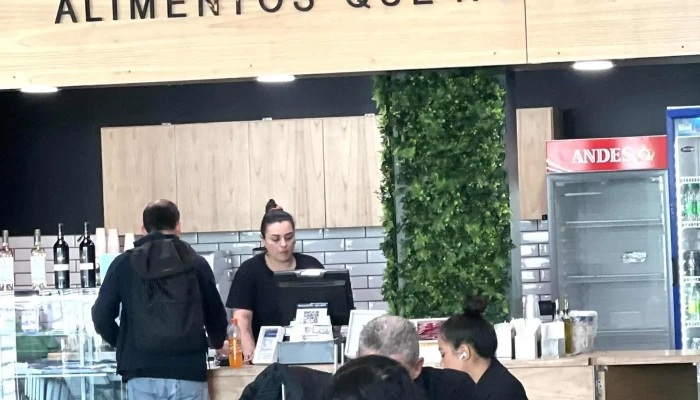 Natural Market -  Abierto Ahora - Las Heras