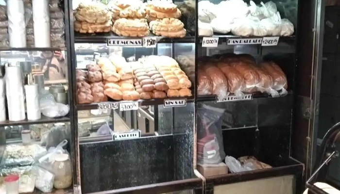 Panaderia Confiteria Almagro Vitrina - Cdad. Autónoma de Buenos Aires