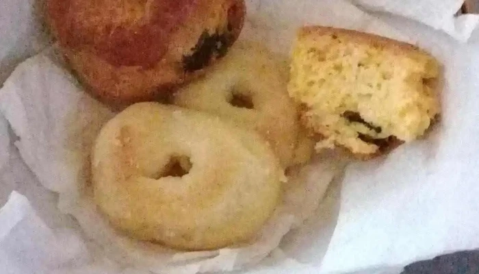 Panaderia Imperial -  Comida Y Bebida - Río Gallegos