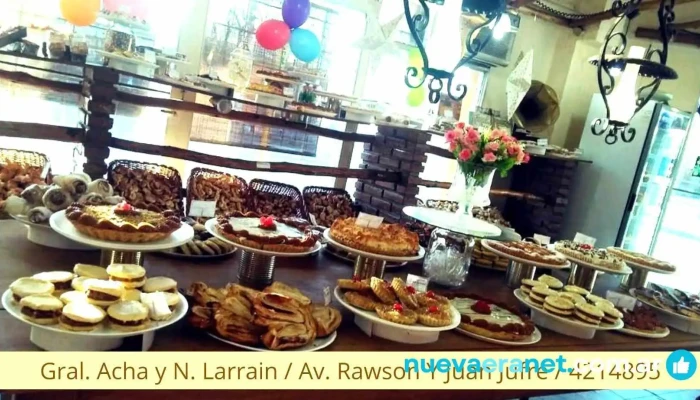 Panaderia La Colonial Comida Y Bebida - San Juan