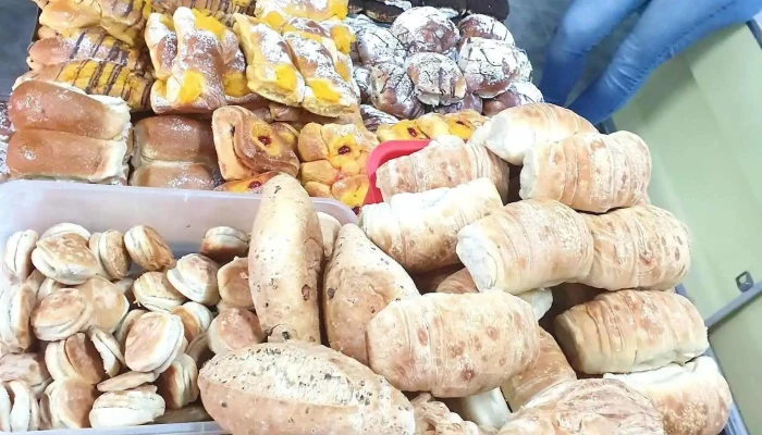 Panaderia La Europea Comida Y Bebida - Bernardo de Irigoyen