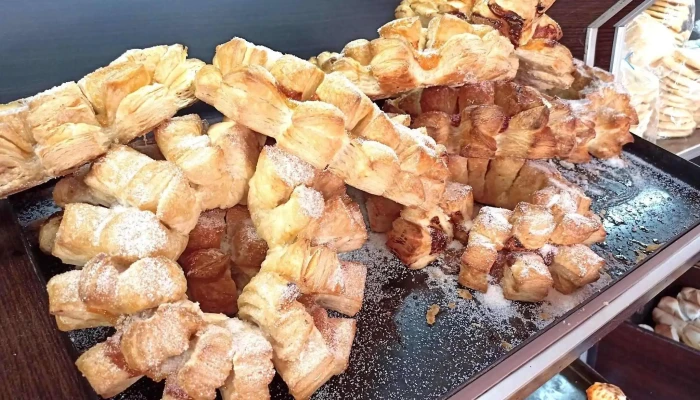 Panaderia Las 5 Esquinas Comida Y Bebida - Cdad. Autónoma de Buenos Aires