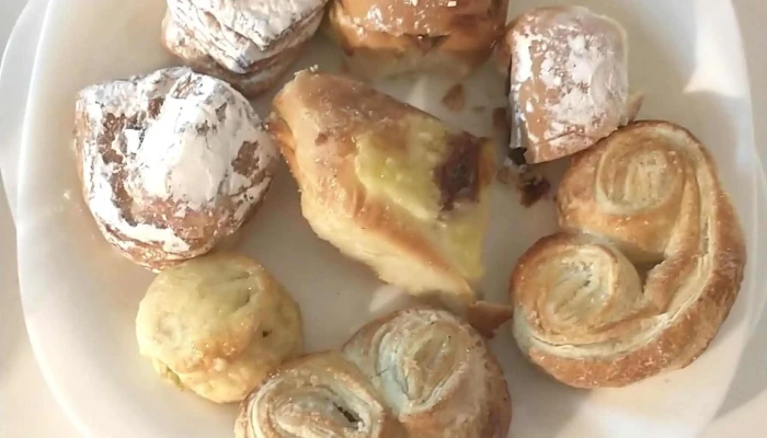 Panaderia Libertador Abierto Ahora - El Calafate