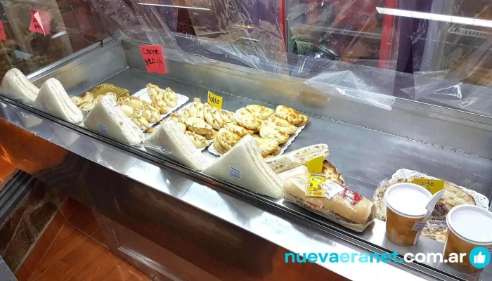 Panaderia Libertador Vitrina - El Calafate