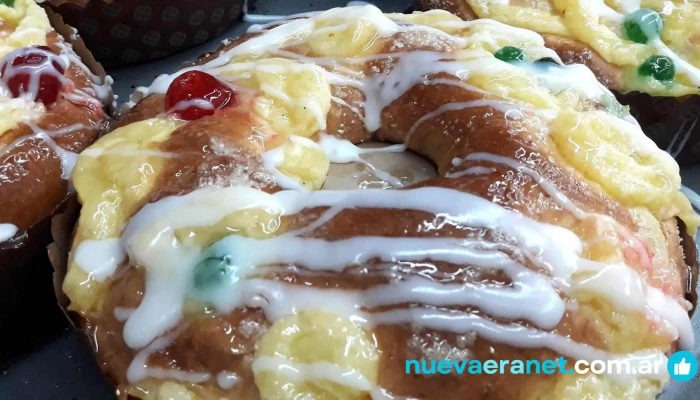 Panaderia Los 3 Indios Comida Y Bebida - Paraná