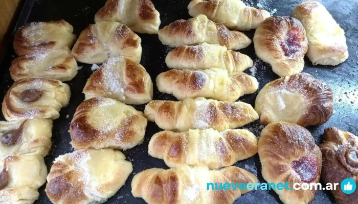 Panaderia Mana El Pan Del Cielo -  Croissant - Cdad. Autónoma de Buenos Aires