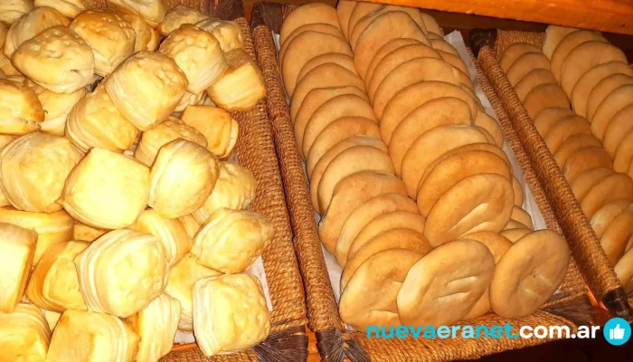 Panaderia Maxi -  Comida Y Bebida - Tres Lagos