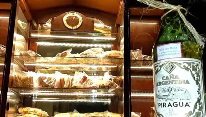 Panaderia Monserrat Vitrina - Santa Fe de la Vera Cruz