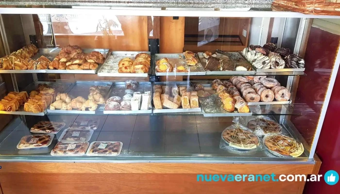 Panaderia San Cayetano -  Vitrina - Bell Ville