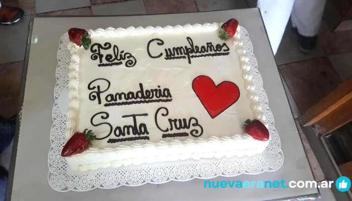Panaderia Santa Cruz Pastel De Cumpleanos - Río Turbio