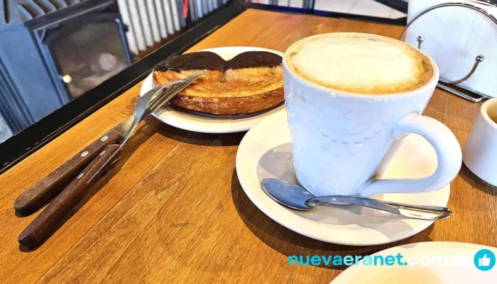 Panaderia Santa Cruz Pastel - Río Gallegos