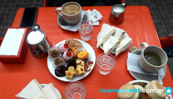 Panaderia Triestina Comida Y Bebida - X5004fua