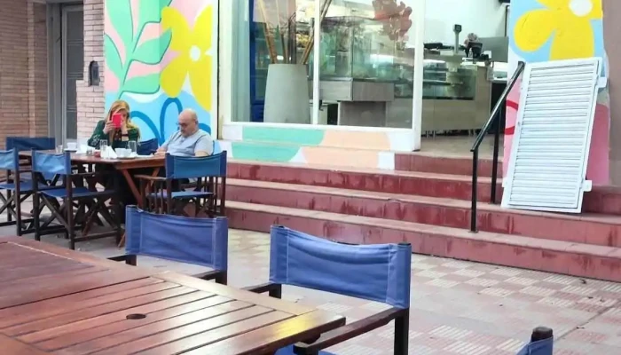 Panaderia Y Cafeteria Alonso Avlibertador Ambiente - Alta Gracia