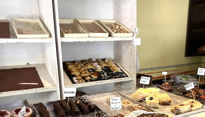 Panaderia Y Cafeteria La Pasteleria -  Opiniones - Río Cuarto