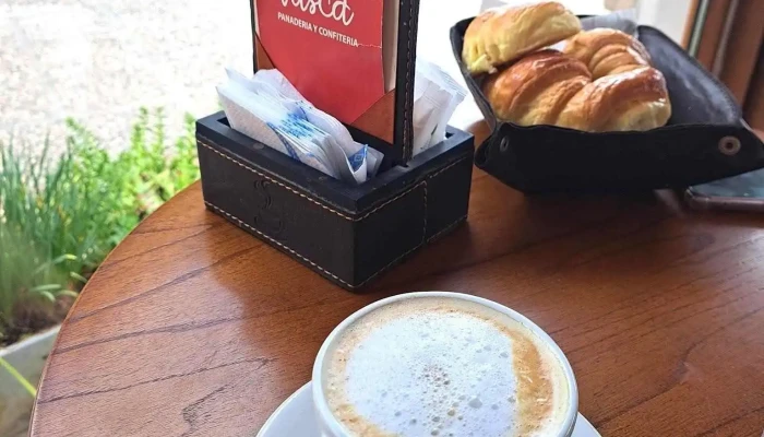 Panaderia Y Cafeteria La Vasca Comida Y Bebida - Santa Eufemia