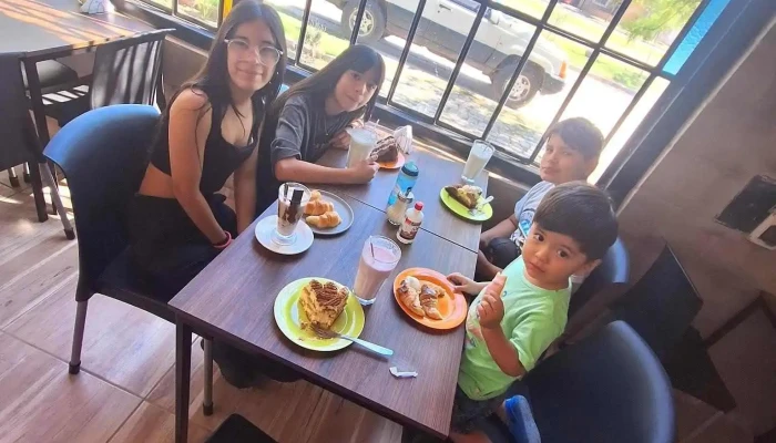 Panaderia Y Cafeteria Urbana1 Ambiente - Córdoba