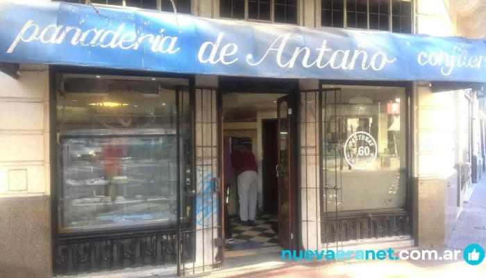 Panaderia Y Confiteria De Antano Vitrina - Cdad. Autónoma de Buenos Aires