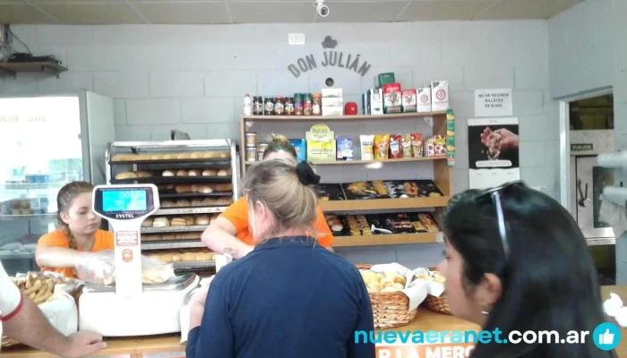 Panaderia Y Confiteria Don Julian Ambiente - Barranqueras