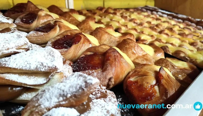 Panaderia Y Confiteria Don Julian Del Propietario - Barranqueras