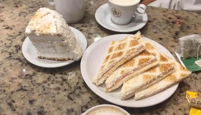 Panaderia Y Confiteria El Arbol Real Mas Recientes - Puerto Iguazú