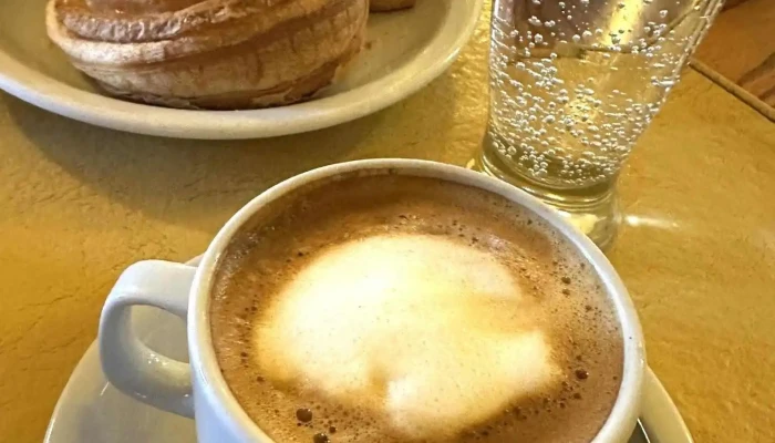 Panaderia Y Confiteria La Ideal Capuchino - Villa Cura Brochero