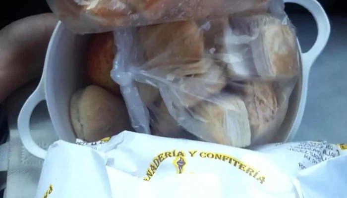 Panaderia Y Confiteria Libertad Comida Y Bebida - Río Gallegos