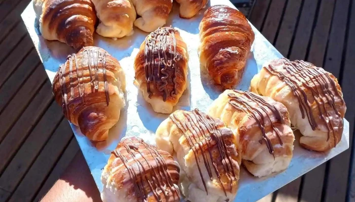 Panaderia Y Pasteleria Vik Tom Comida Y Bebida - San Martín de los Andes