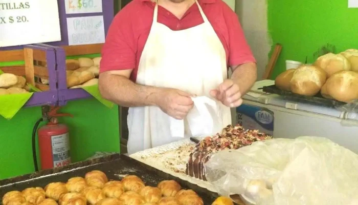 Panificacion Dos Reinas -  Comida Y Bebida - Yerba Buena