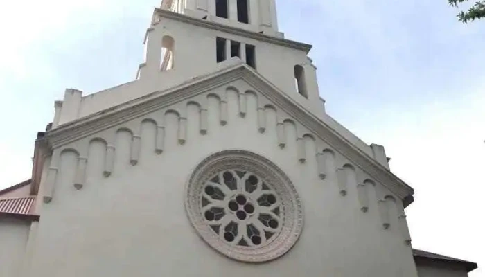 Parroquia San Agustin Y Santa Monica Videos - Carlos Pellegrini