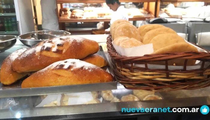 Pasteleria Santa Rosa Comida Y Bebida - Cdad. Autónoma de Buenos Aires