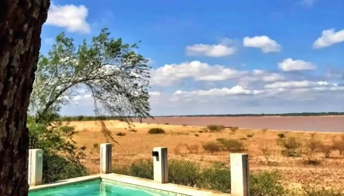 Posada De La Costa -  Servicios - Empedrado