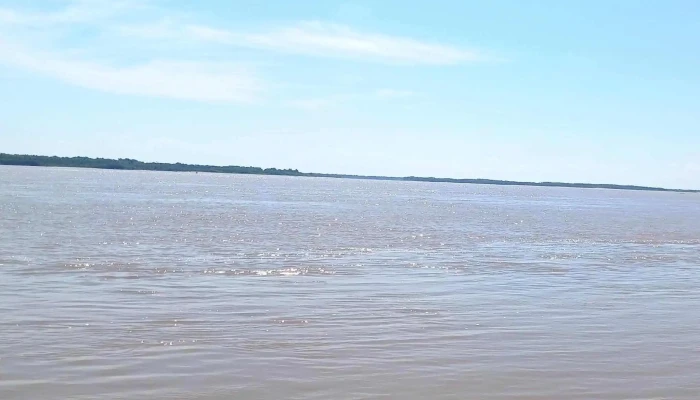 Reflejos del Paraná - Empedrado
