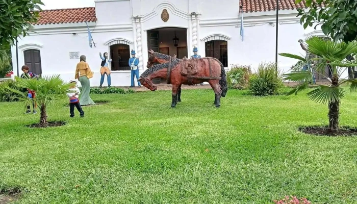 Replica De Casa Historica De Tucuman Mas Recientes - Famaillá