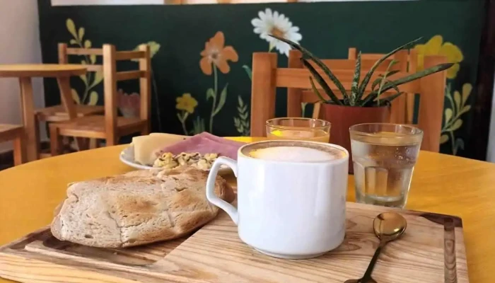 Ruta Catorce -    Panaderia Cafeteria Comida Y Bebida - Las Rabonas