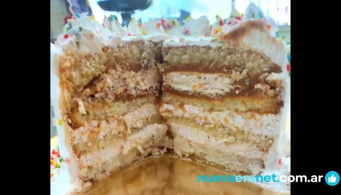 Sal Azucar Pasteleria Y Reposteria Artesanal Horneado - Río Cuarto