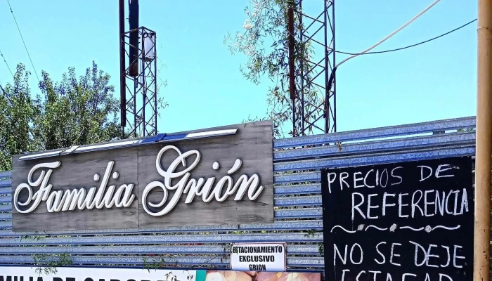 Salame de Colonia Caroya Familia Grion Venta al Publico Salamecolonia Grion Ruta 9 - Col. Caroya