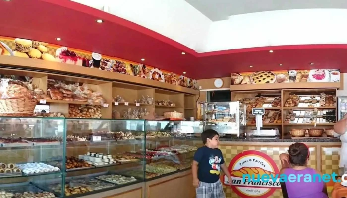 San Francisco Panes Pasteles Ambiente - Villa Carlos Paz