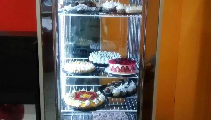 Senores Pasteleros Ambiente - Pueblo Italiano