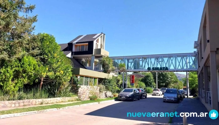 Sierras Hotel -    Las Chacrasjuana Koslay De Los Visitantes - Potrero de los Funes