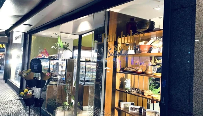 Suevia -    Panaderia Y Pasteleria Vitrina - Cdad. Autónoma de Buenos Aires