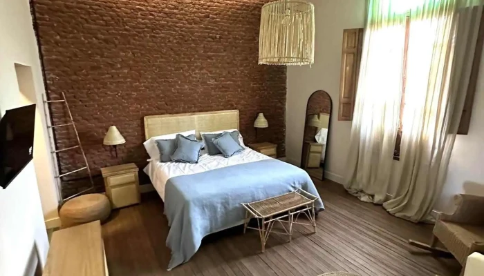 Tanah Host -    Guest House Habitaciones - Villa Mercedes