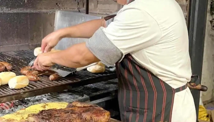 Tata Lodge   Paso De La Patria Comida Y Bebida - Paso de la Patria