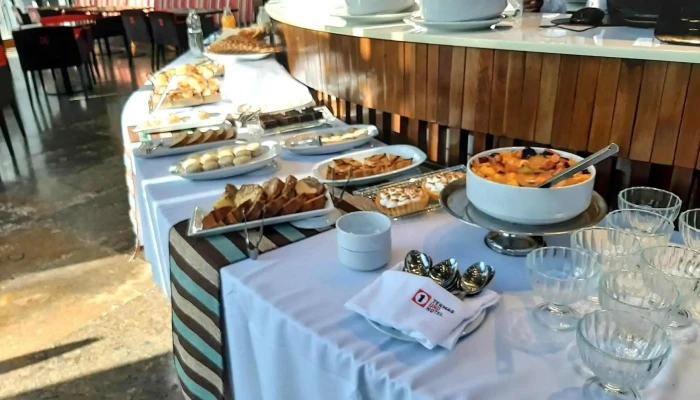 Termas Uno Hotel -  Comida Y Bebida - Termas de Río Hondo
