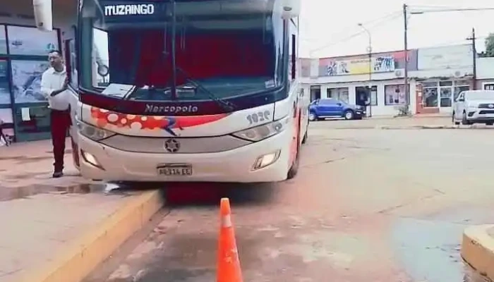 Terminal De Omnibus De Santo Tome Videos - Santo Tomé